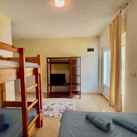 Apartments Dusseldorf Ulcinj Eksteriør billede