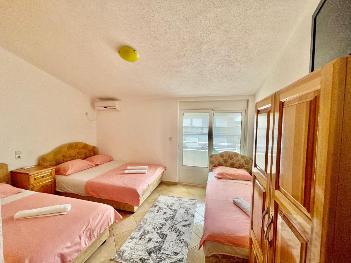 Apartments Dusseldorf Ulcinj Eksteriør billede